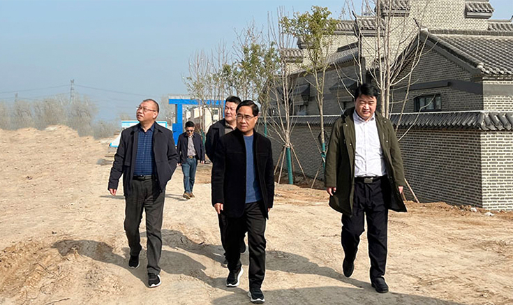 鄧紹宏、王輝、郭淮成一行蒞臨項(xiàng)目基地參觀考察